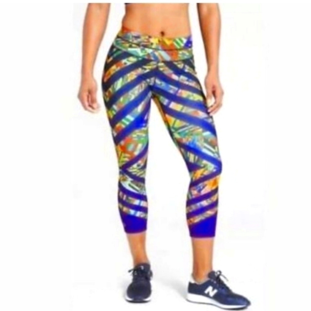 Athleta Kaleidoscope Sonar Capri Leggings - Size M